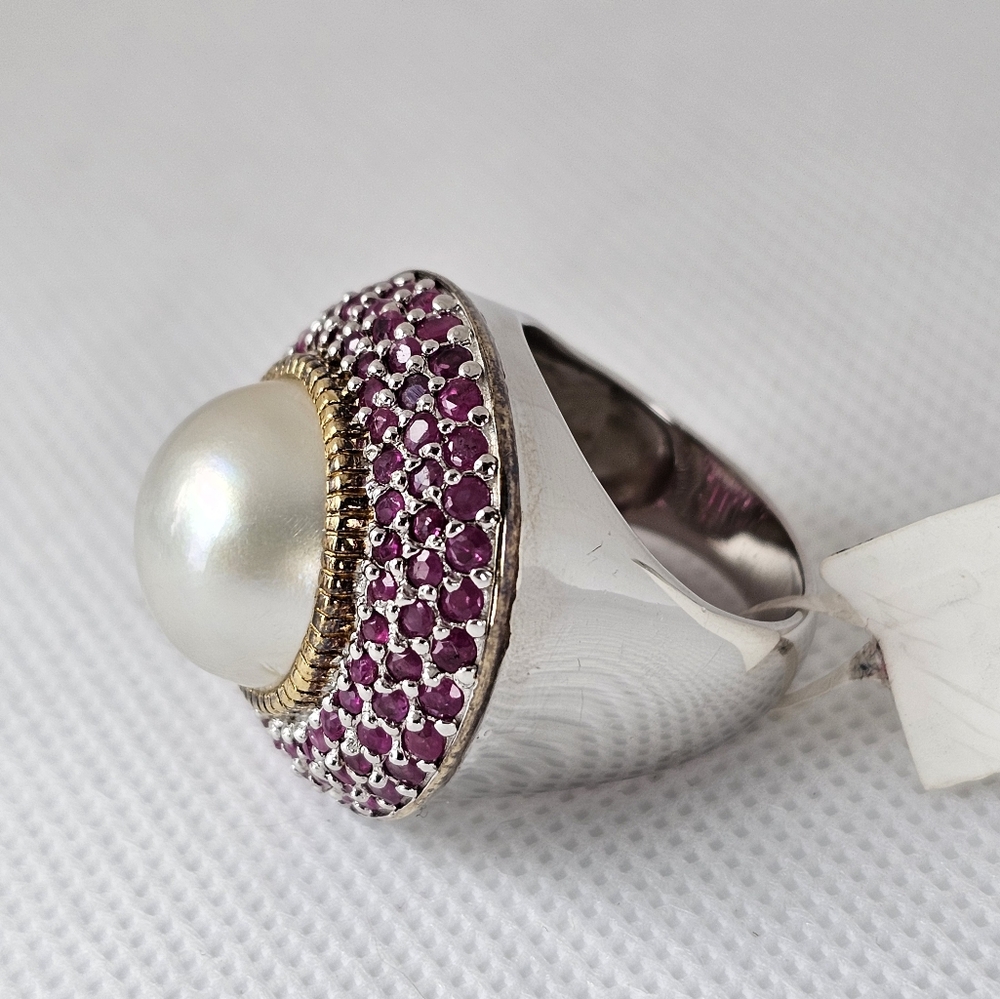 Genuine Cultured Pearl & Rubies in Sterling Silver Ring. Size 7 - Picture 4 of 9